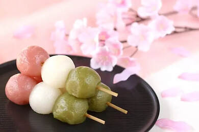 Hanami Dango(sweet rice dumplings)