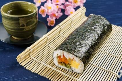 Ehoumaki (A seasonal shick sushi roll)